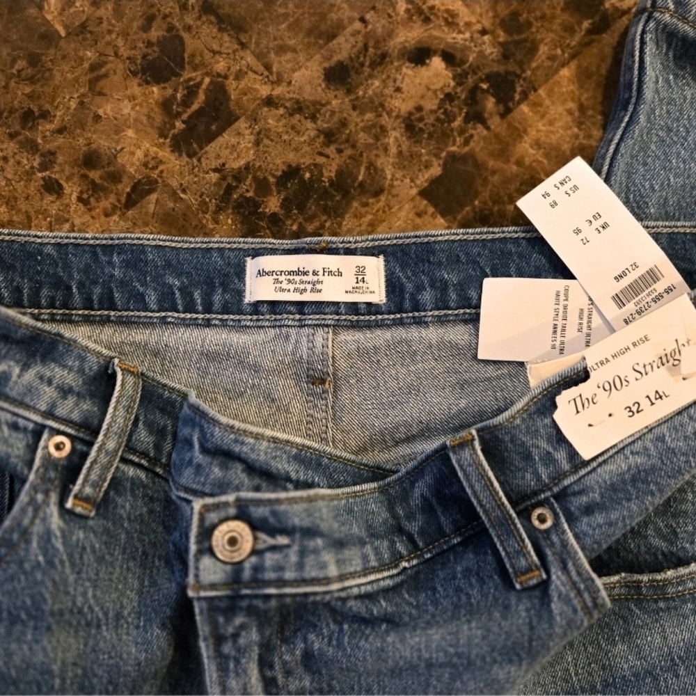 Abercrombie & Fitch Women's Classic Blue Straight Leg Jeans